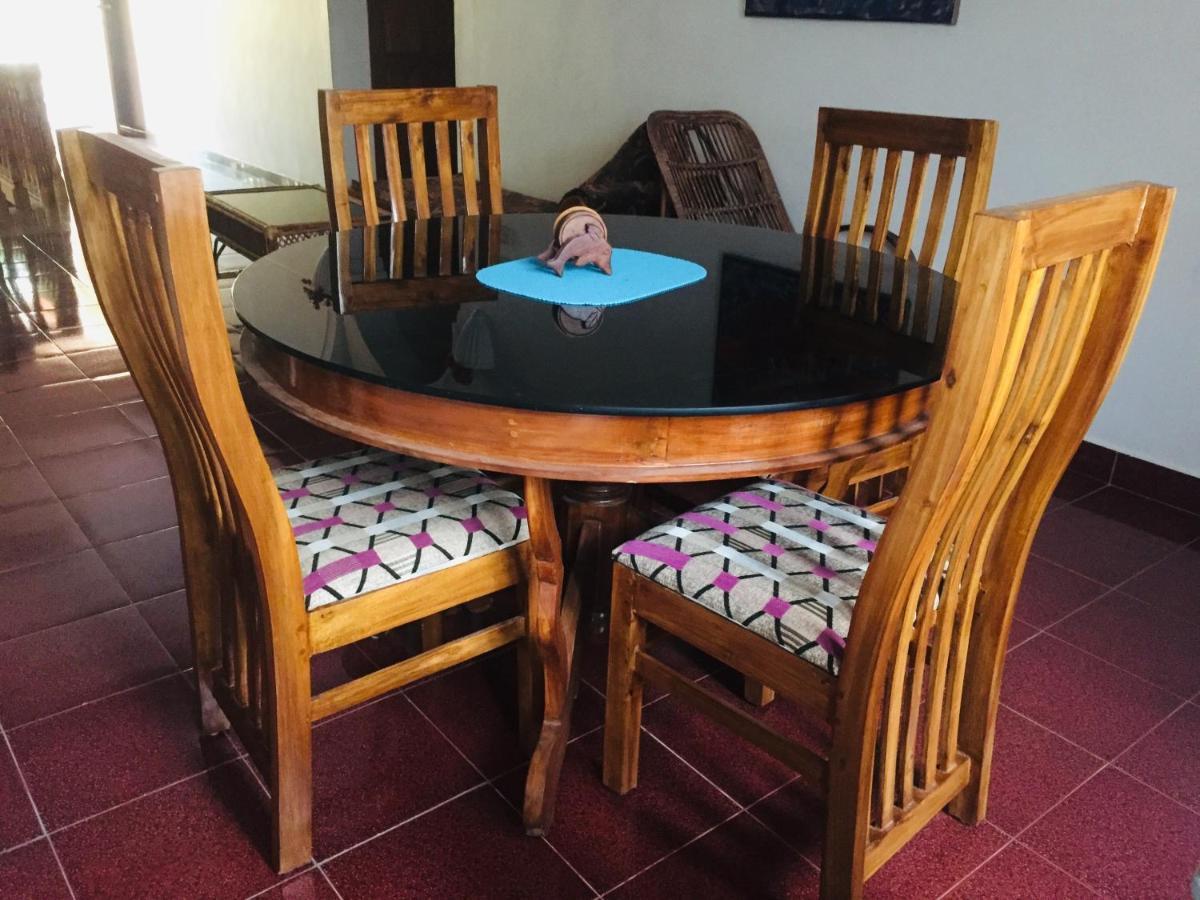 Ganesh House Ayurveda Homestay โกวาลัม ภายนอก รูปภาพ