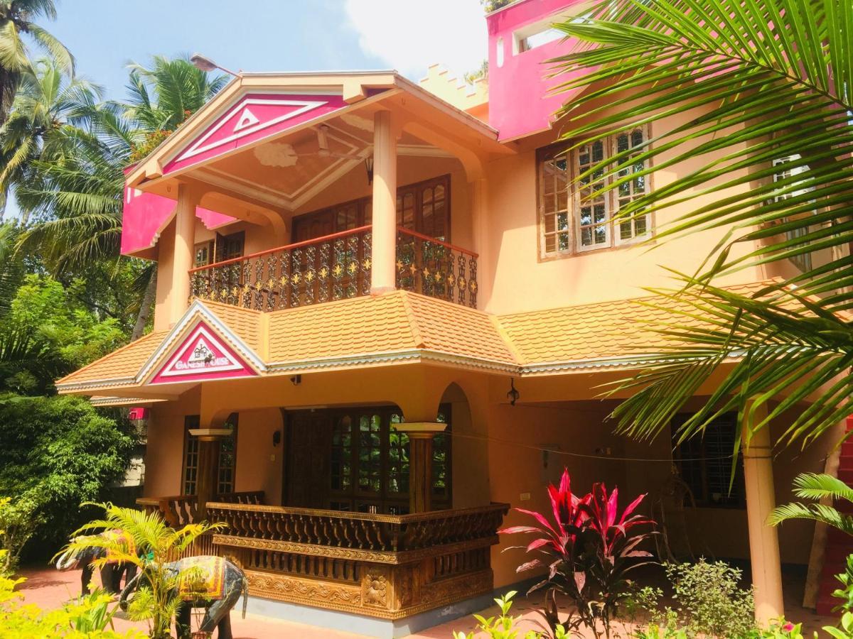 Ganesh House Ayurveda Homestay โกวาลัม ภายนอก รูปภาพ